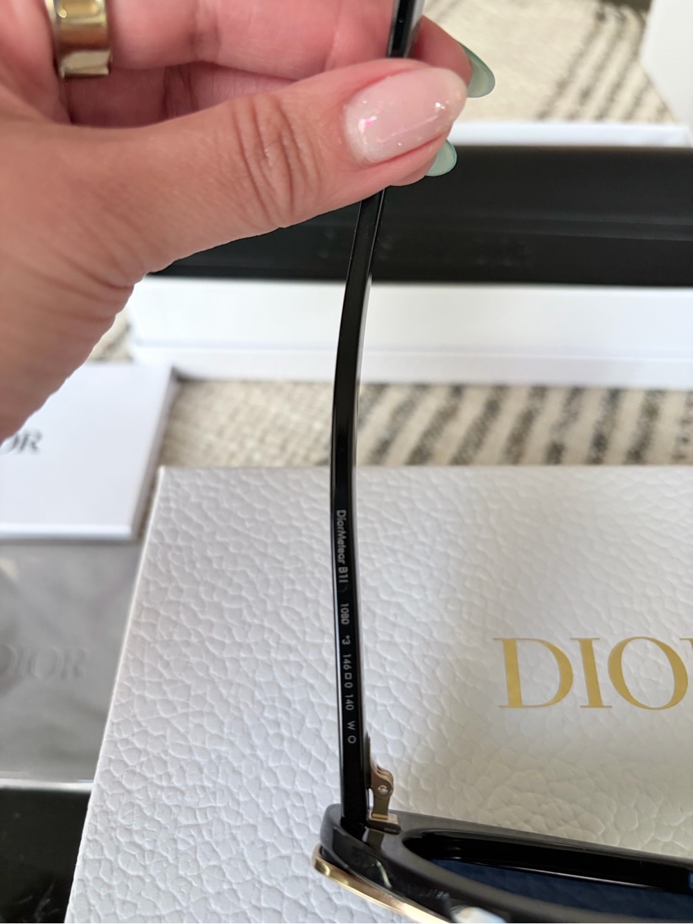 Dior Black Cat-Eye Sunglasses with Blue Lenses Dior Meteor II - Picture 4 of 8